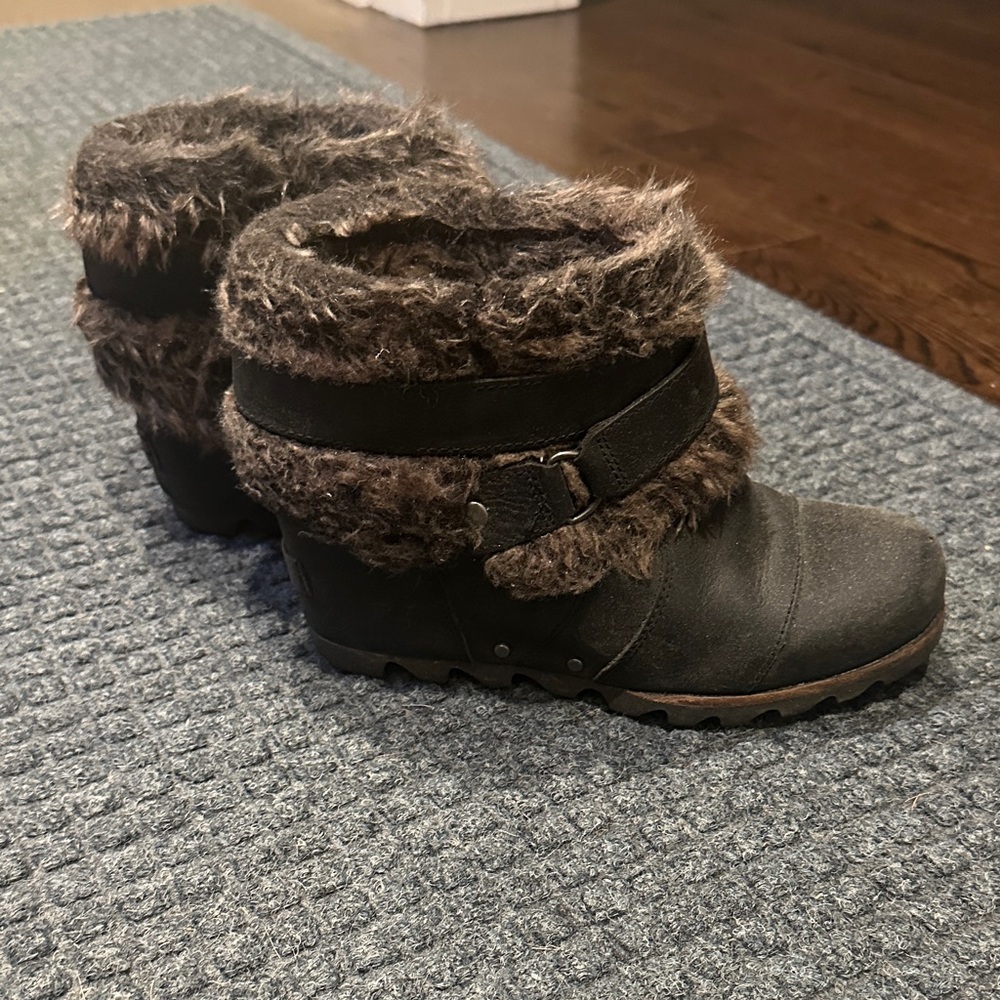 Sorel “Joan of Arctic” black boots
